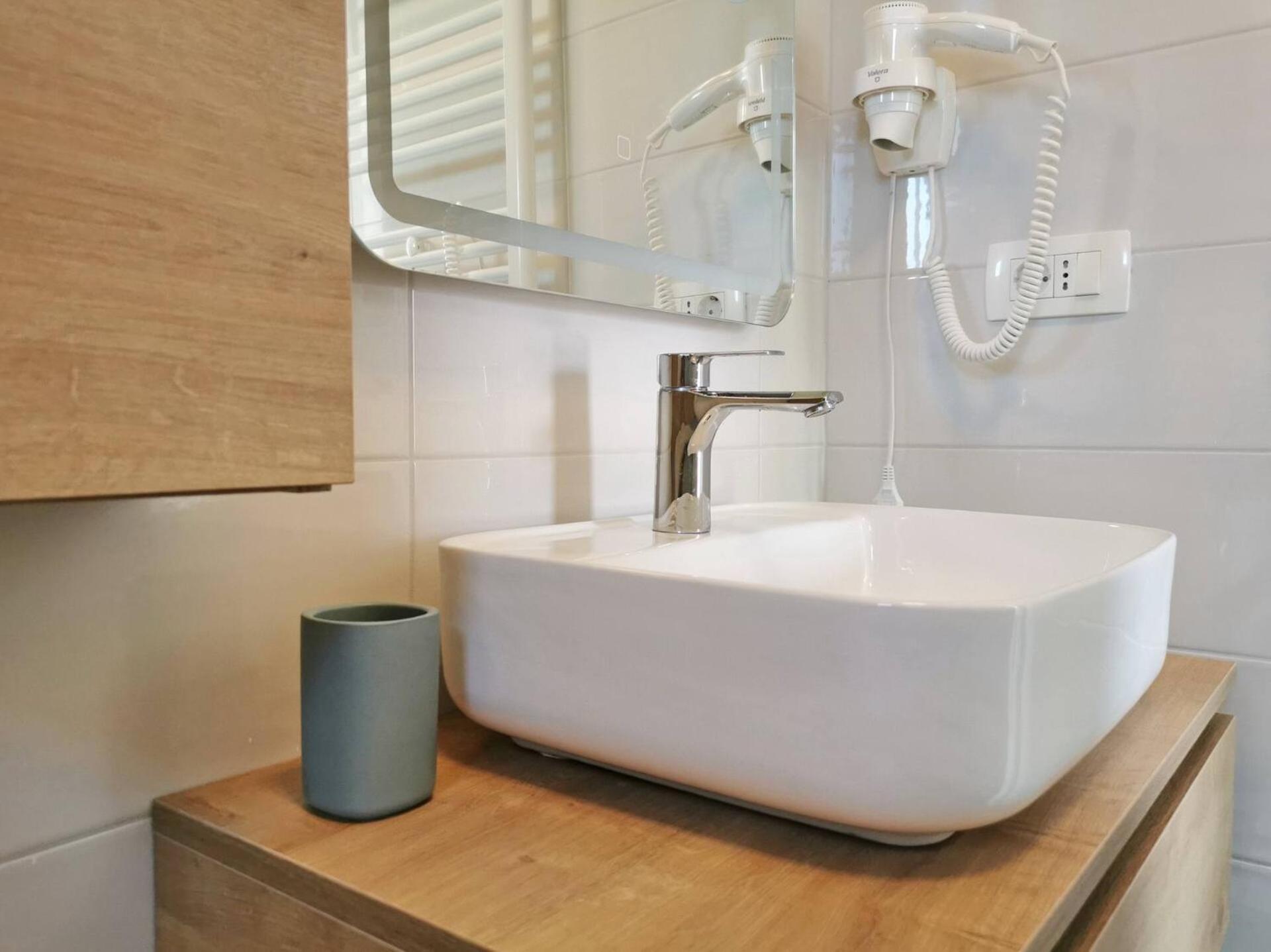 Studio Apartment Glorijeta Šilo Eksteriør bilde